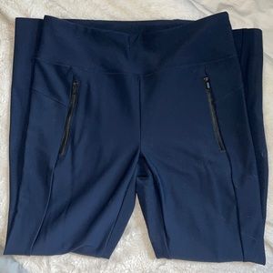 Athleta navy crop leggings
